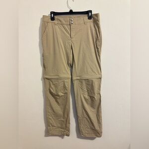 NWOT Women’s Columbia Omnishield convertible trail pants size 12 Short